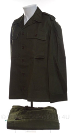 Nederlandse MVO uniform jas en broek - zeldzaam vroeg 1957 model - ONGEBRUIKT - maat 96 - origineel