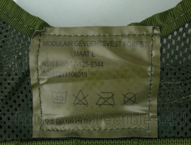 KL Gevechtsvest MGV WOODLAND Molle MET tassen - Splinternieuw! - maat Medium of Large - origineel