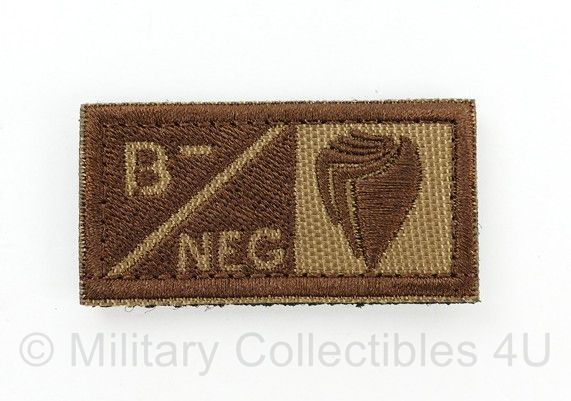 Defensie Bloedgroep embleem B negatief - afmetingen 5 x 2½ cm - origineel