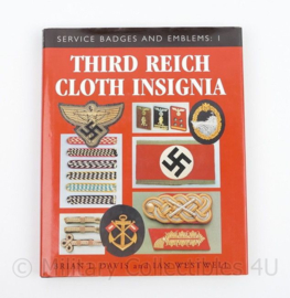 Naslagwerk Third Reich Cloth Insignia Brian L Davis