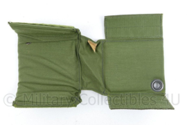 Defensie padded  pouch groen - voor radio apparatuur - 12 x 8 x 13 cm - nieuwstaat ! -  origineel