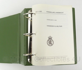 KL Nederlandse leger Voorschrift VS 2-1352 handboek KL-Militair 1995 - origineel