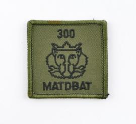 KL Nederlandse leger 300 Matdbat 300 Materieeldienstbataljon borstembleem - met klittenband - 5 x 5 cm - origineel