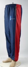 Defensie sportbroek Sportinstructeur Trainingsbroek- merk Li-ning - maat Medium - ongedragen - origineel