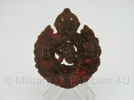 Royal Engineers cap badge  - plastic 1943 uitvoering - zonder pinnen - origineel WO2 Brits