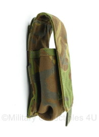 Eagle Industries USA Smoke Grenade pouch woodland camo - ook als M4 mag pouch te gebruiken - 7,5 x 6 x 15 cm - gebruikt - origineel