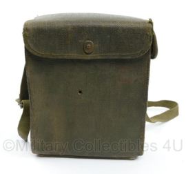 WO2 US Army EE8 Field Phone met stoffen draagtas met draagriem - hoorn mist - 20 x 10 x 25 cm - origineel