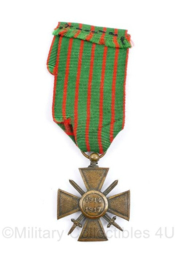 Franse complete WO1 4delige medaille set Croix de Guerre van 4 verschillende jaartallen - origineel