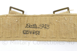 Wo2 Britse P37 Koppel khaki Webbing - BATA 1943- messing gespen - 87 x 5,5 cm - origineel