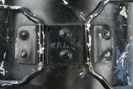 WO2 Duits model veldfles beker aluminium zwart  - fabrikant WAL54 - origineel net naoorlogs