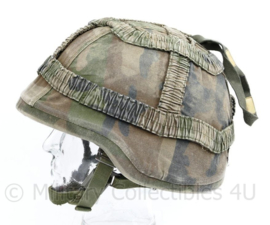 Korps Mariniers Composiet helm M92 M95 helm met overtrek - helm met parasluiting - maat Medium - gedragen - origineel