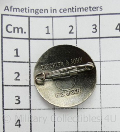 WO2 Speld "Ring für Deutsch-Britisch Freundschaft" met Deschler & Sohn stempel - diameter 2½ cm - replica