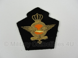 Klu luchtmacht pet insigne - officier - 7,5 x 7,5 cm - origineel