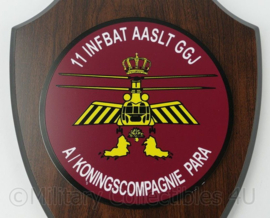 LUMBL 11 Infanteriebataljon Air Assault Garde Grenadiers en Jagers Alpha Koningscompagnie wandbord - 18½ x 15 x 1½ cm - nieuw - origineel