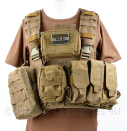 Defensie en Korps Mariniers Profile Equipment plate carrier Coyote met NIJ 3 ballistische inhoud en tassen - origineel