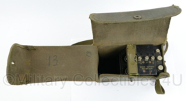 WO2 US Army EE8 Field Phone met stoffen draagtas met draagriem - hoorn mist - 20 x 10 x 25 cm - origineel