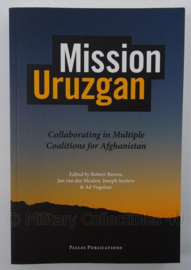 Boek Mission Uruzgan Collaborating in multiple coalitions for Afghanistan - afmeting 23 x 15,5 cm - origineel