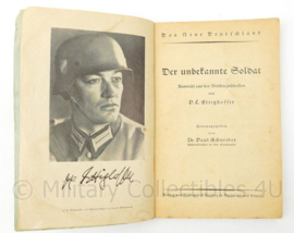WO2 Duits boek Der Unbekannte Soldat 1943 - 18 x 12 x ½ cm - origineel