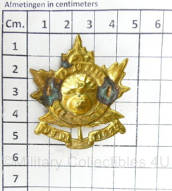 Britse WO2 cap badge. les Fusiliers le Sherbrooke - 5 x 4,5 cm - origineel