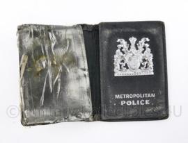 Britse Politie Metropolitan Police Brevet met lederen houder - Slechte staat - 11 x 7 cm - origineel