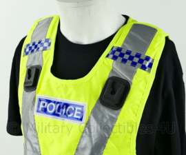 Britse politie fluor geel vest met portofoon houders - kogelwerende hoes leeg - nieuw - origineel