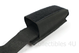 Tourniquet tas met rode trek tip - 17 x 5 x 5 cm - licht gebruikt - origineel