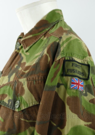 Britse DPM uniform jas - met embleem  First Fuseliers - maat  180/90 - origineel