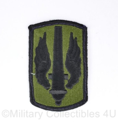 US Army Naoorlogse subdued embleem 8th Field Artillery Brigade  - 7,5 x 5 cm - origineel