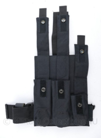 KMAR en Politie Dropleg pouch legpanel met MP5 en 9mm magazijntassen - zwart - 17,5 x 3 x 23 cm - licht gebruikt - origineel