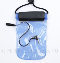 Waterdichte tas met aansluiting AUX stekker - 15,5 x 10 cm - origineel