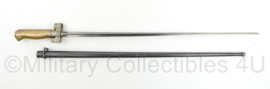 Franse leger M1886/115 Lebel bajonet met schede - 65,5 cm lang - origineel