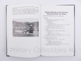 NPEA daggers and associated knifes - A Collector's Guide by Ron Weinand