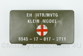 KL Nederlandse leger verband kist Geneeskundige uitrusting Eerstehulp Motorvoertuig Klein model - zonder inhoud - 23,5 x 12 x 7 cm - origineel