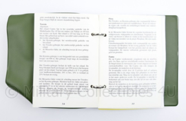 Defensie handboek Cyprus hl-2 -1394 - Zeldzaam - 15 x 12,5 x 3,5 cm - origineel