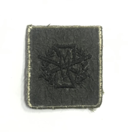 Zware Militaire Lichamelijk Vaardigheid stoffen embleem ZMLV - 4,5 x 5 cm - origineel