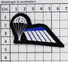 Defensie en Korps Mariniers halve parawing - parachutist B - zwart - 6,5 x 4 cm - origineel