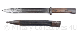 Wo1 Duitse Bajonet met schede model 1884/98 - gedateerd 1888 - maker Alex Coppel Solingen - met eenheid erop - lengte 38,5 cm - origineel