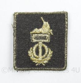 KL Landmacht vaardigheids borst embleem Groepswaardering/Individuele Bekwaamheid - met klittenband - afmeting 4,5 x 5 cm - origineel