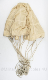 Mini afrem parachute ATZ 647 1955 - 42 x 95 cm - origineel