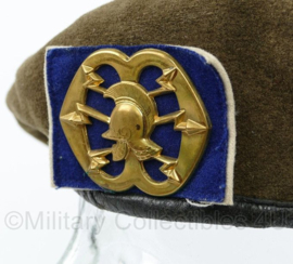 KL Nederlandse leger baret met Verbindingsdienst insigne - vorig model - 53 tm. 60 cm.  - origineel