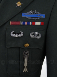 US Army Officier Major uniform SET jasje en pet - met originele insignes, medailles en schietkoord - maat Small - origineel