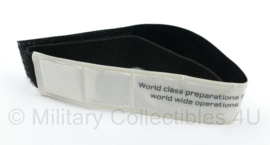 KMARNS Korps Mariniers reflectie armband Allied Training Centre - World Class Preparations for World Wide Operations - 42 x 3 cm - origineel