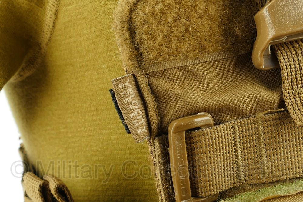 Velocity Systems SC10 Tactical Vest Coyote - SCARAB LE Front - SCARAB LT Back - CBN3 - Front Flap - met 2 tassen -  maat Large - licht gebruikt - origineel