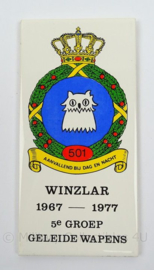 KLu Luchtmacht wandbord WINZLAR 1967/1977 5e GGW Groep Geleide Wapens - afmeting 20 x 10 cm - origineel
