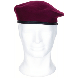 Franse leger baret Bordeaux rood - nieuwstaat - maat 58 of 60 - origineel