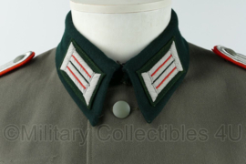 WO2 Duitse Heer M36 officiers infanterie Artillerie gabardine Feldbluse met insignes - meerdere maten