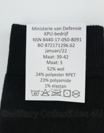 KL Nederlandse leger DT sokken - 52% wol / 24% polyester RPET / 23% polyamide / 1% elastan - nieuw met kaartje eraan - maat Medium (43-46) - origineel