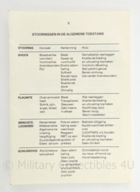 Koninklijke Marine instructiekaart KHBO Kameradenhulp bij ongevallen  - origineel