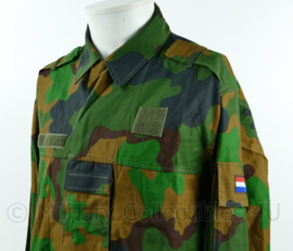 Korps Mariniers nieuwste model met borstzak  jungle camo permetrhrine basis jas - maat 8000/0005 - NIEUW - origineel