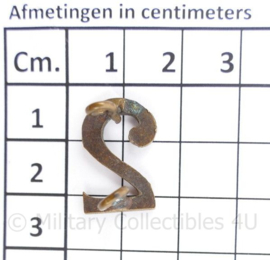 Wo2 Eenheid nummer 2 metaal - 2 x 1 ,5 cm origineel